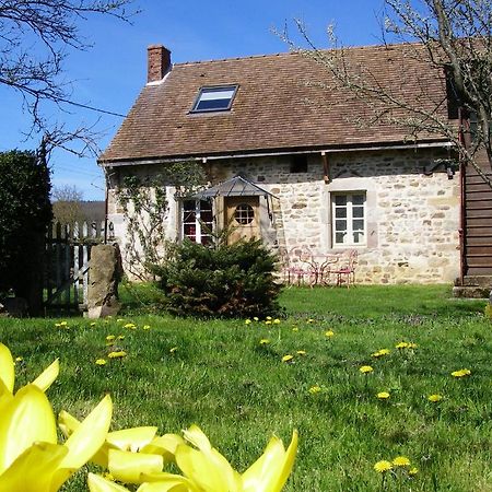 Le Trot'In Chair Bed & Breakfast Martigny-le-Comte ภายนอก รูปภาพ