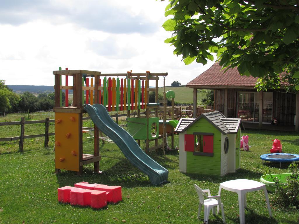 Le Trot'In Chair Bed & Breakfast Martigny-le-Comte ภายนอก รูปภาพ