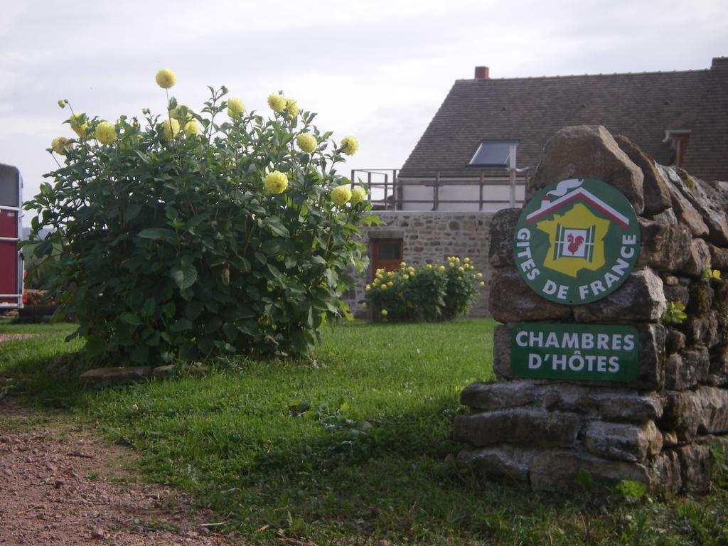 Le Trot'In Chair Bed & Breakfast Martigny-le-Comte ภายนอก รูปภาพ