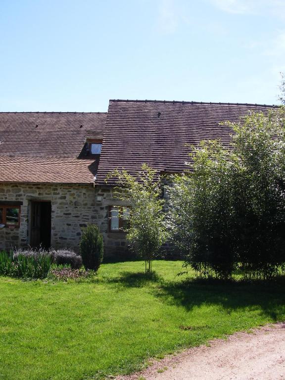 Le Trot'In Chair Bed & Breakfast Martigny-le-Comte ภายนอก รูปภาพ